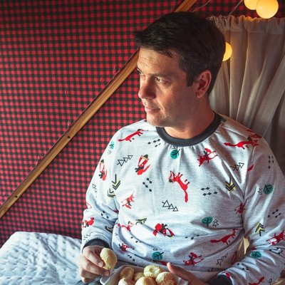 por que dormir de pijama